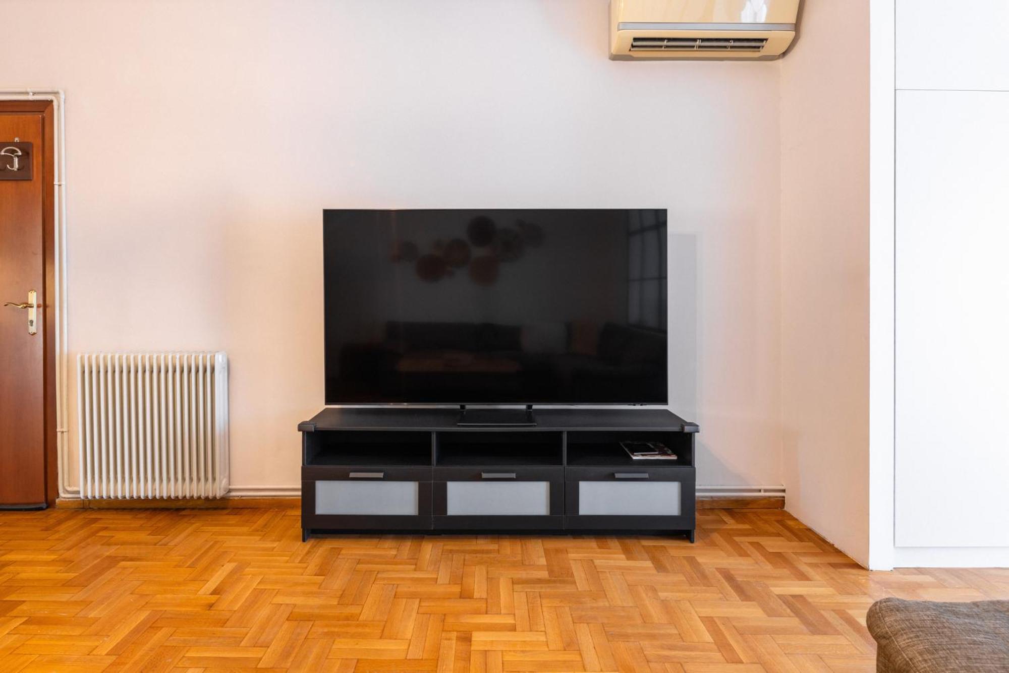 Eca Suites Thessaloniki Buitenkant foto
