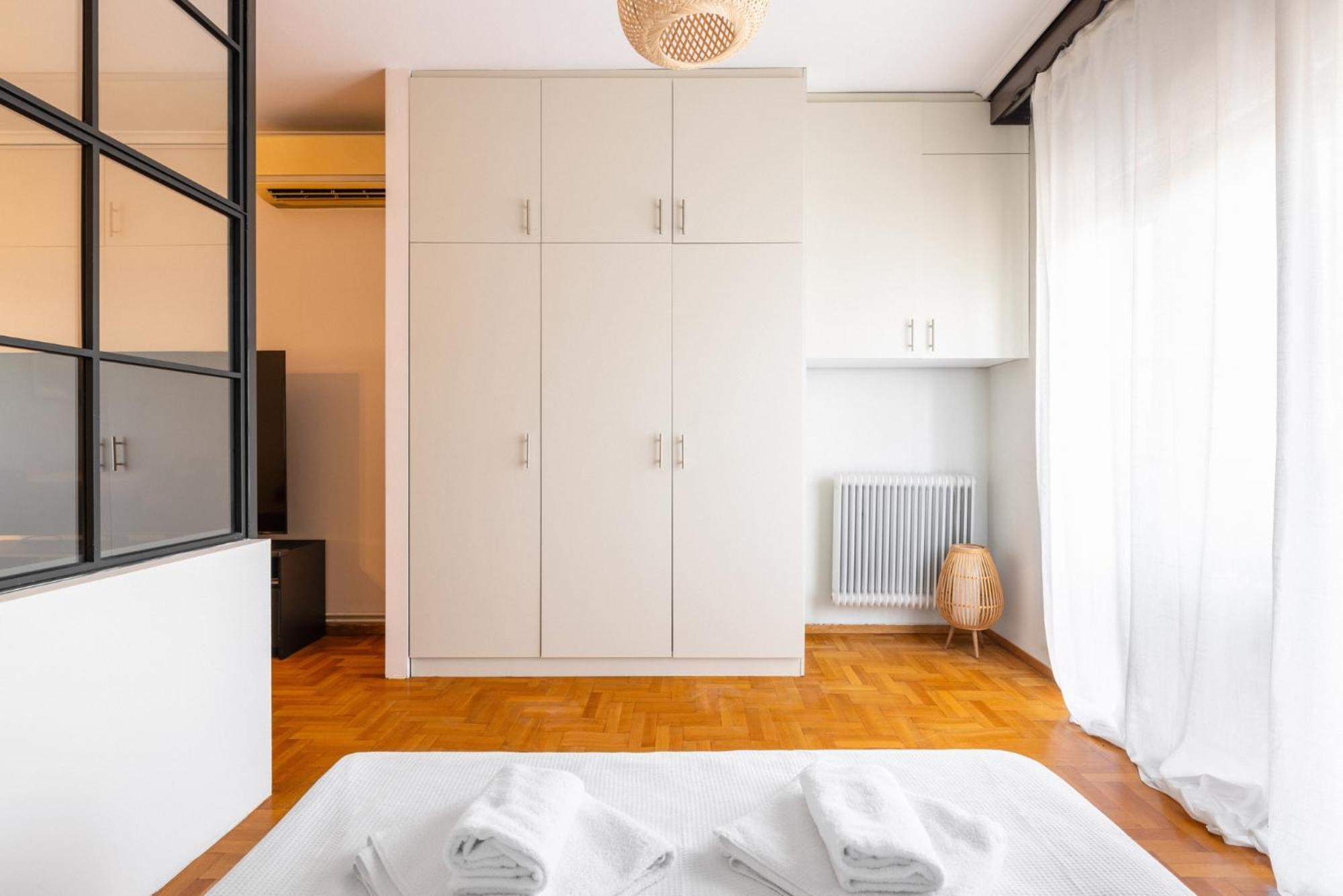 Eca Suites Thessaloniki Buitenkant foto